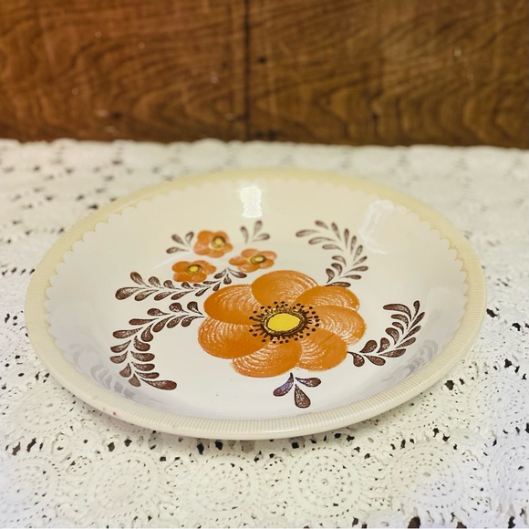 VINTAGE ROYAL CHINA • JEANNETTE • LARGE SERVING BOWL • PASTA/ BURNT ORANGE/RETRO - Picture 3 of 6